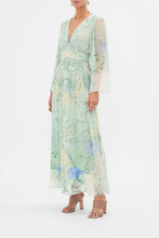 Load image into Gallery viewer, Dreaming In Dutch Flared Sleeve Dress