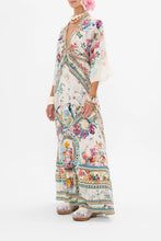 Load image into Gallery viewer, Plumes And Parterres Waist Tie Long Kaftan
