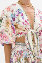 Load image into Gallery viewer, Monserrate Magic Tie Front Puff Sleeve Top