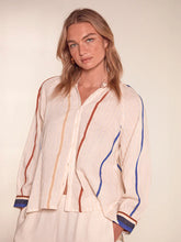 Load image into Gallery viewer, Mita Button Up Blouse