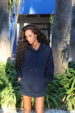 Load image into Gallery viewer, Unisex Black Après Ski Hoodie