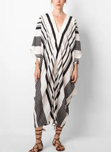 Load image into Gallery viewer, Palma Black / White Kaftan