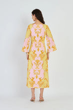 Load image into Gallery viewer, Camelia Sirens Blush
