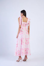 Load image into Gallery viewer, Pearl Aurelia Blush
