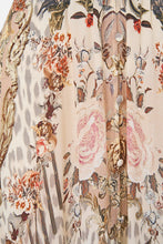 Load image into Gallery viewer, Aranjuez Animalia Button Dress With Shaped Waistband
