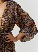 Load image into Gallery viewer, Manon Cheetah Open Front Kaftan
